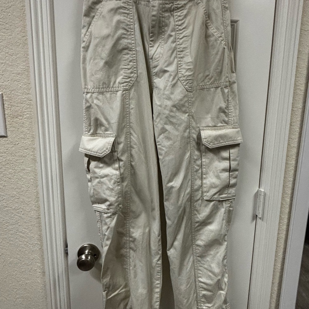 women Cream Cargo Pants
